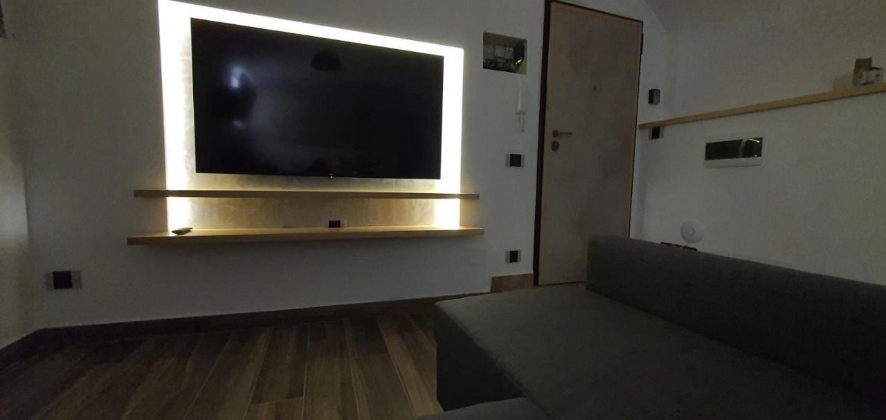 Cozy Apartment In Style In Citycentre - Myflat In Roma Eksteriør bilde